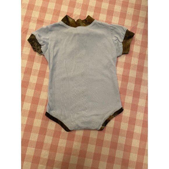 Jordan Lee One Piece Light Blue and Camo Button Up - size newborn - Picture 4 of 4